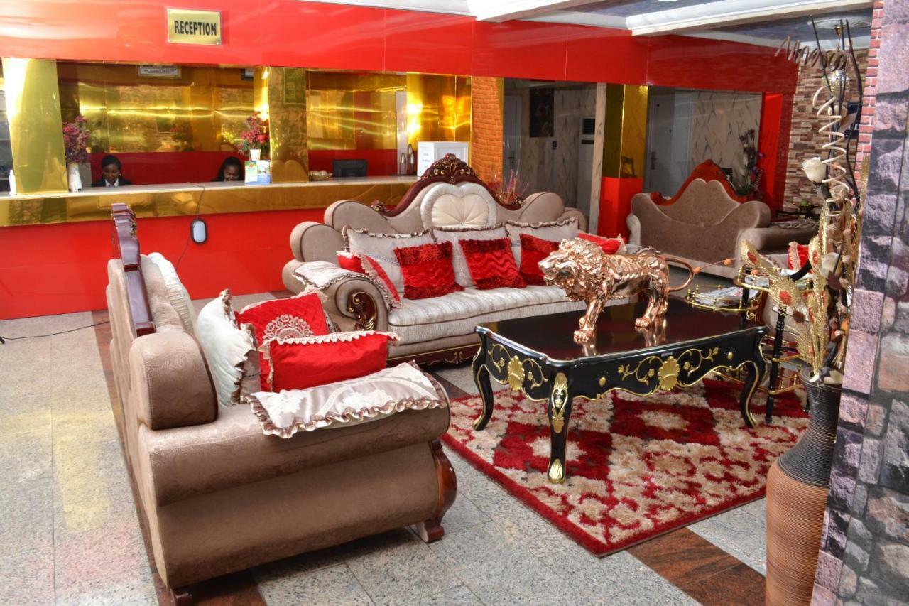 Limoh Suites Benin City Bagian luar foto
